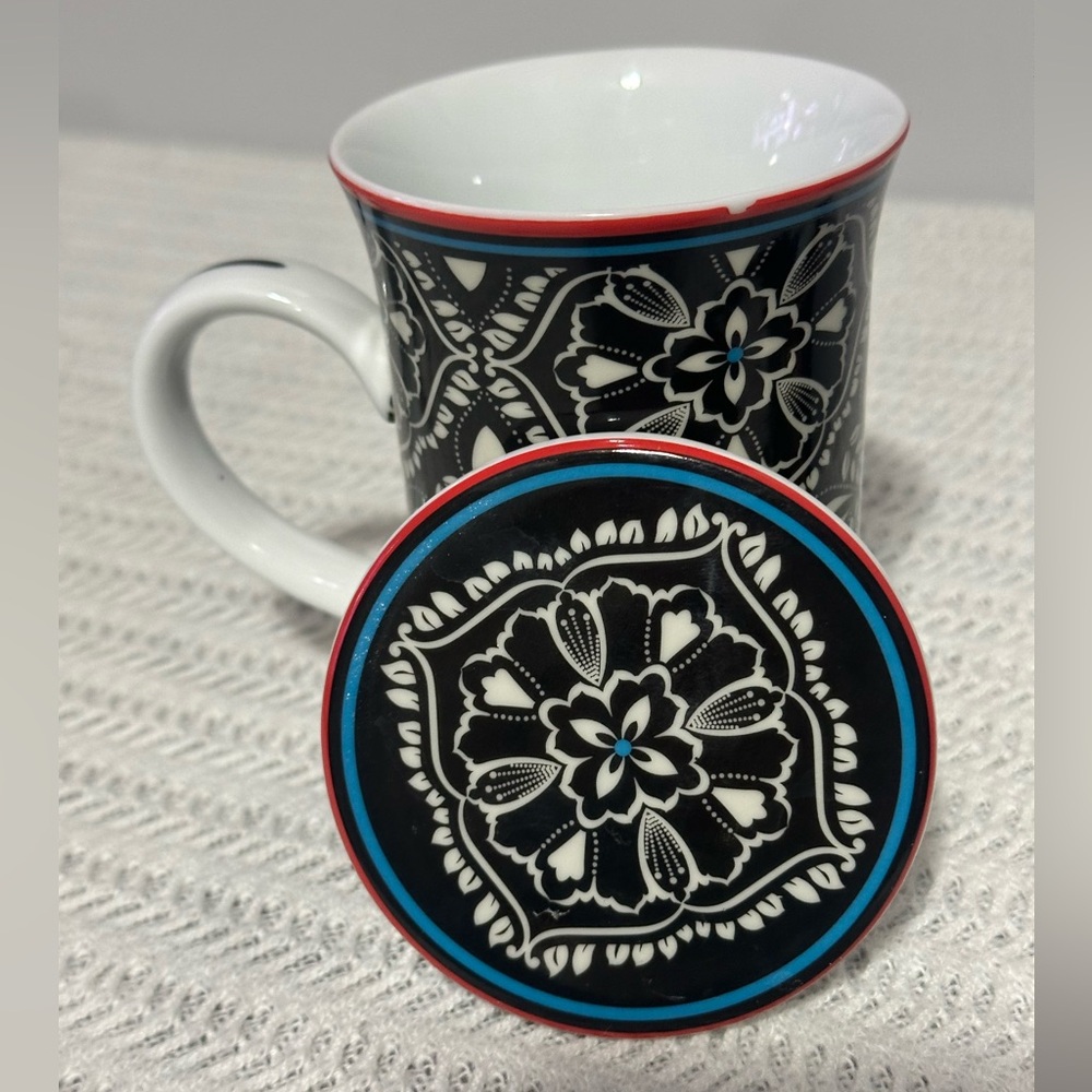 Andrea By Sadek Vera Bradley Red and White Ceramic Base - Picture 2 of 5